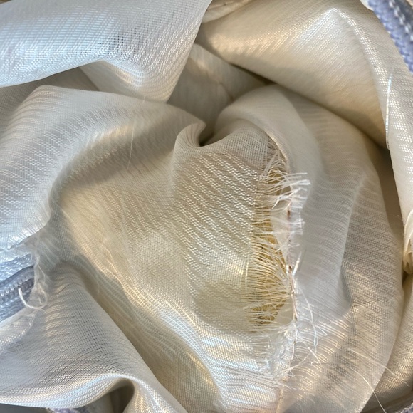 Silver Sequined Purse with Strap - Picture 4 of 4